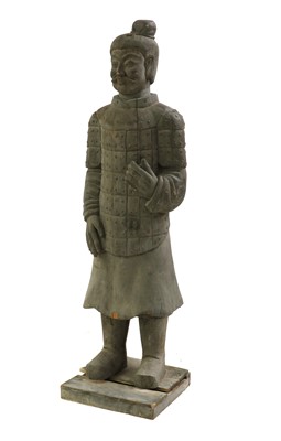Lot 412 - A Chinese-style carved wooden figure