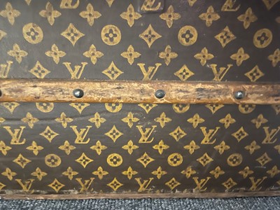 Lot 349 - A Louis Vuitton monogrammed canvas trunk