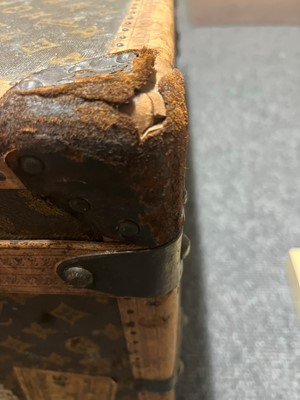 Lot 349 - A Louis Vuitton monogrammed canvas trunk
