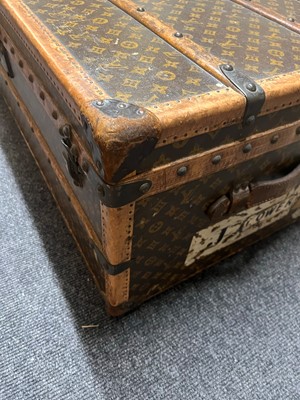 Lot 349 - A Louis Vuitton monogrammed canvas trunk