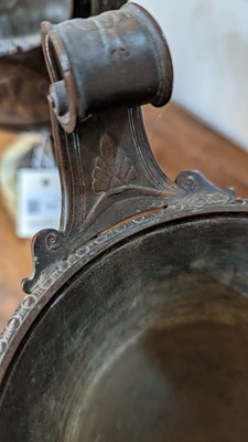 Lot 117 - A pair of grand tour bronze urns