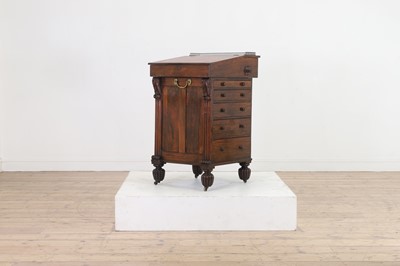 Lot 601 - A rosewood davenport