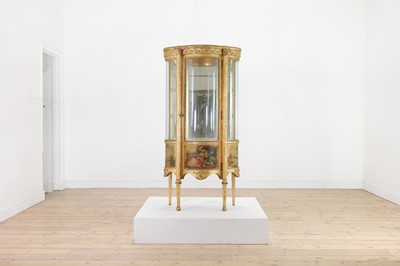 Lot 310 - A Louis XVI-style giltwood vitrine