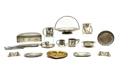 Lot 311 - A Tudric pewter cigarette box