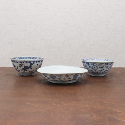 Lot 374 - A collection of Chinese blue and white