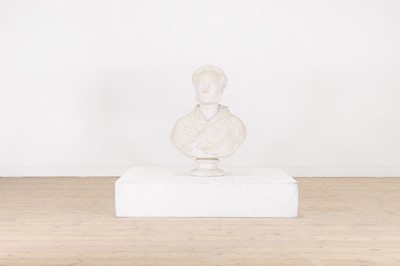 Lot 578 - A Victorian marble bust of a gentleman