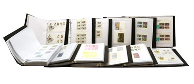 Lot 345 - Twelve albums
