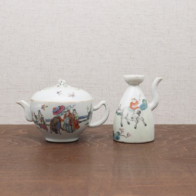 Lot 73 - A Chinese famille rose wine pot
