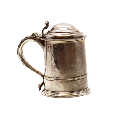 Lot 14 - A George I silver tankard