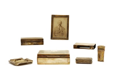 Lot 32 - A group of silver items
