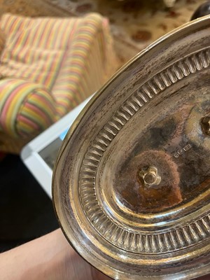 Lot 329 - A pair of George III silver tureens