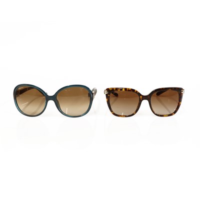 Lot 1524 - A pair of Bvlgari faux tortoiseshell sunglasses