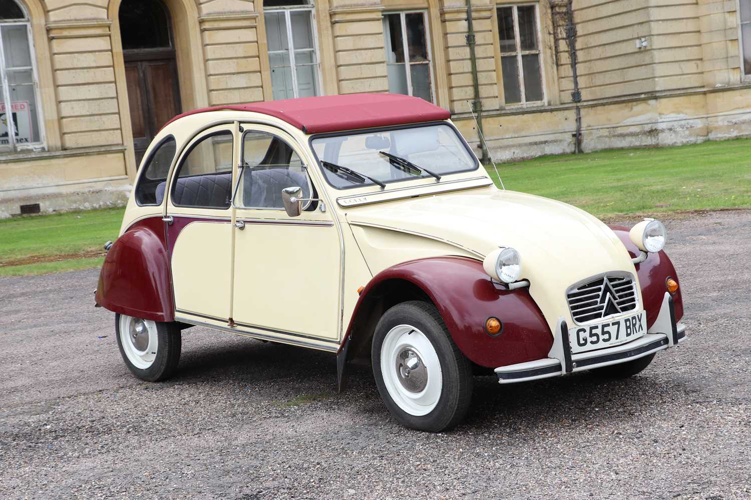 Lot 440 - 1990 Citroen 2CV6 'Dolly'