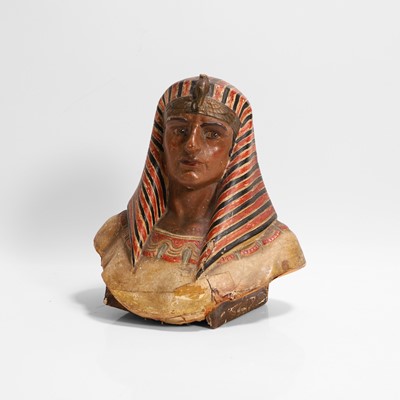Lot 100 - A bust of Rudolph Valentino