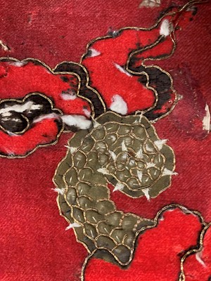 Lot 141 - A Japanese kura (saddle) and aori (saddle pads)