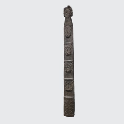 Lot 56 - A carved Dayak peoples' house post