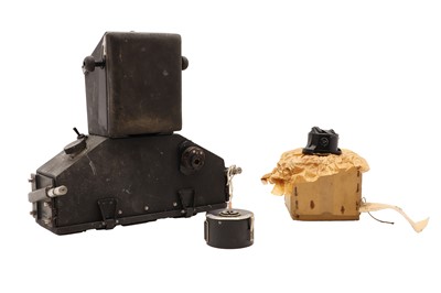 Lot 117 - An R88 Vulcan radar operator's camera