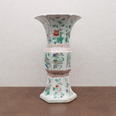 Lot 346 - A Chinese famille verte vase