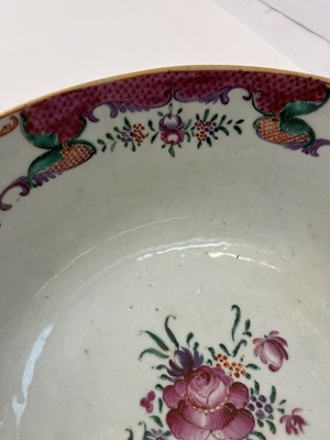Lot 69 - An export armorial porcelain part dinner service