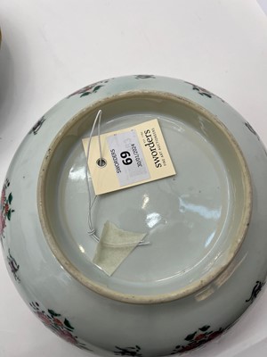 Lot 69 - An export armorial porcelain part dinner service