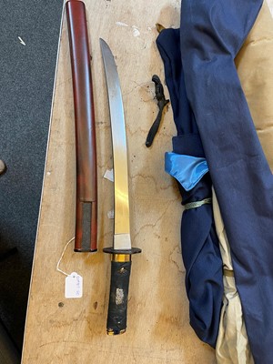 Lot 22 - A Japanese wakizashi