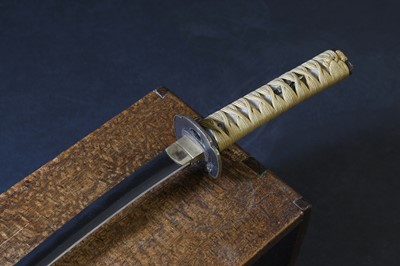 Lot 19 - A Japanese wakizashi