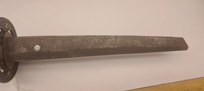 Lot 31 - A Japanese katana