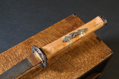 Lot 31 - A Japanese katana