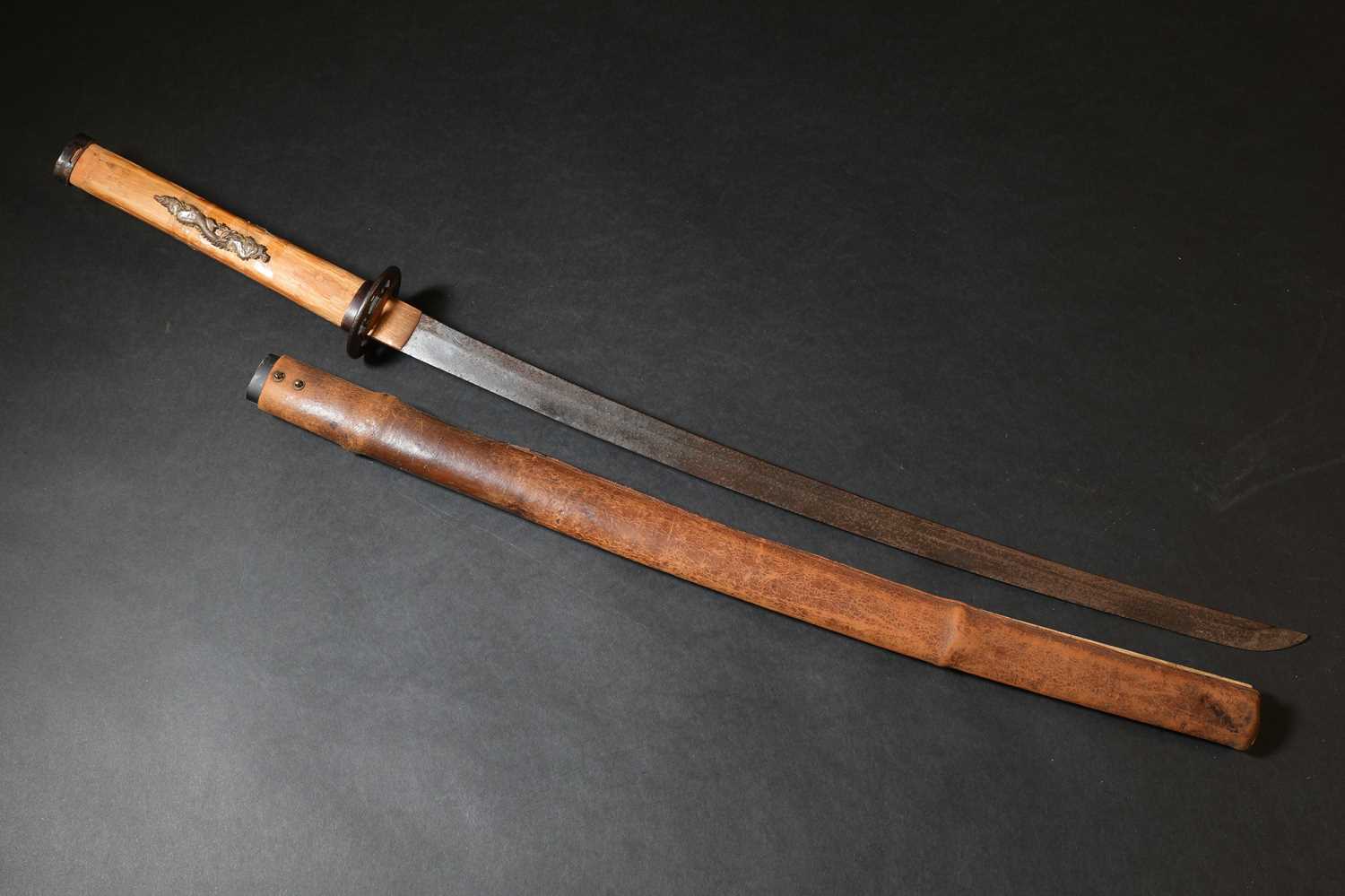 Lot 31 - A Japanese katana