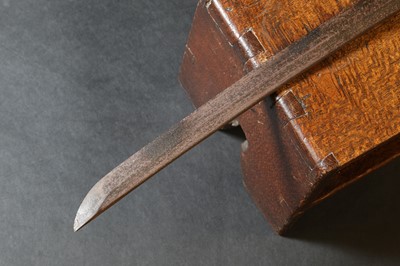 Lot 31 - A Japanese katana