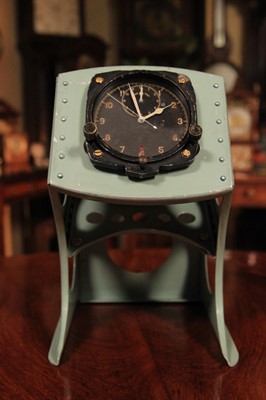 Lot 2 - A 'Mk IIIA' LeCoultre cockpit clock by S Smith & Sons