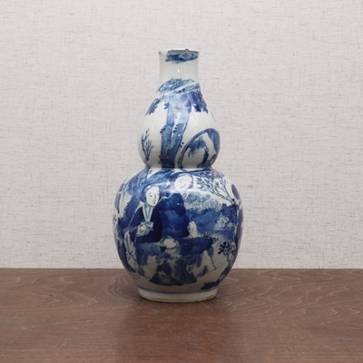 Lot 340 - A Chinese blue and white double gourd vase
