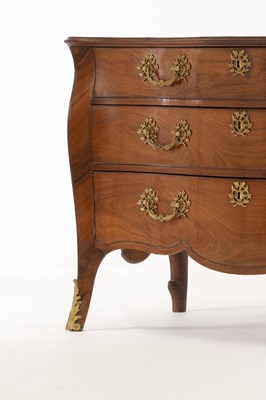 Lot 75 - A George III padouk and kingwood commode attributed to John Cobb