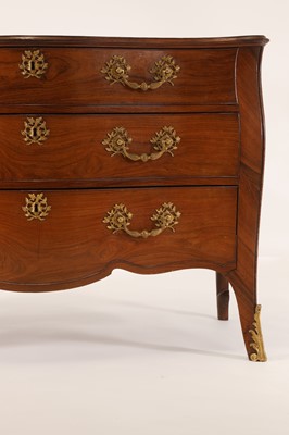 Lot 75 - A George III padouk and kingwood commode attributed to John Cobb