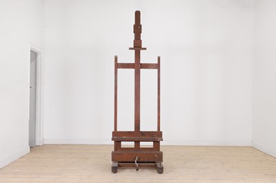 Lot 180 - An oak artist's studio easel