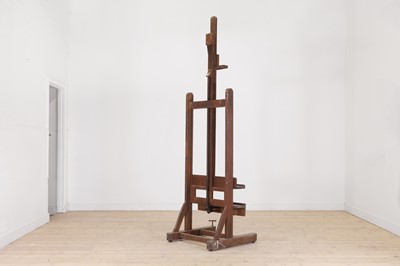 Lot 180 - An oak artist's studio easel