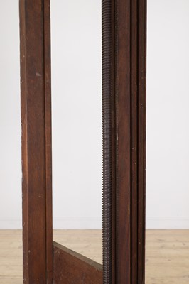 Lot 180 - An oak artist's studio easel