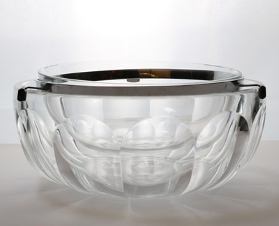 Lot 235 - A Baccarat 'Harcourt' clear glass caviar dish