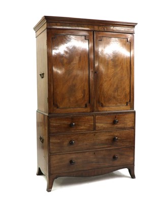 Lot 432 - A Regency mahogany linen press