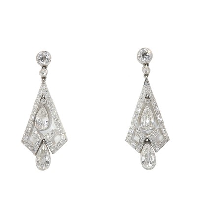 Lot 42 - A pair of Art Deco diamond pendant earrings
