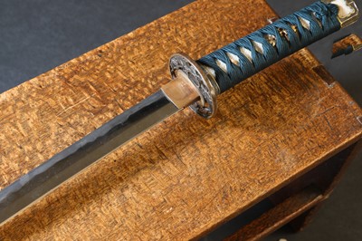 Lot 18 - A Japanese wakizashi