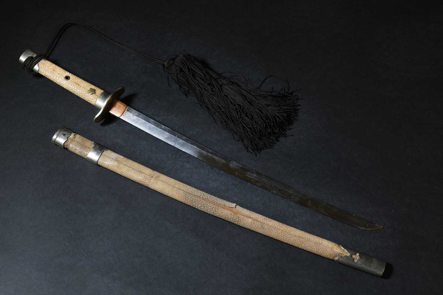 Lot 15 - A Japanese wakizashi