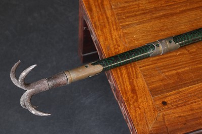 Lot 99 - A Japanese kaginawa