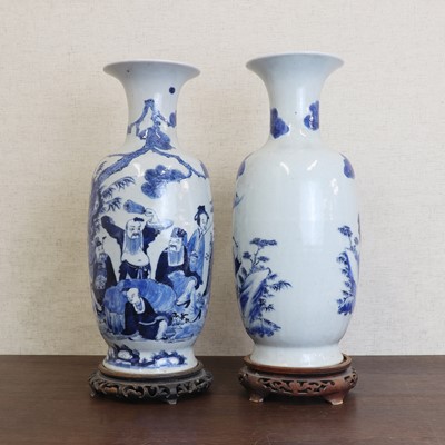 Lot 28 - A large pair of Chinese blue and white vases