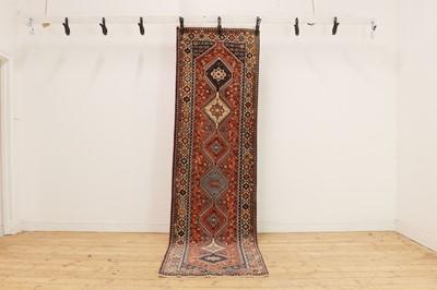 Lot 372 - A Qashqai runner