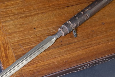 Lot 85 - A Japanese omi no yari (long spear)