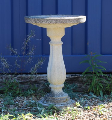 Lot 482 - A composite stone bird bath
