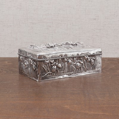 Lot 316 - A Japanese silver cigarette box