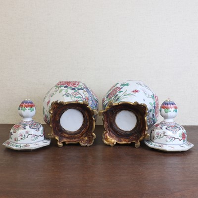 Lot 144 - A pair of French Samson famille rose vases