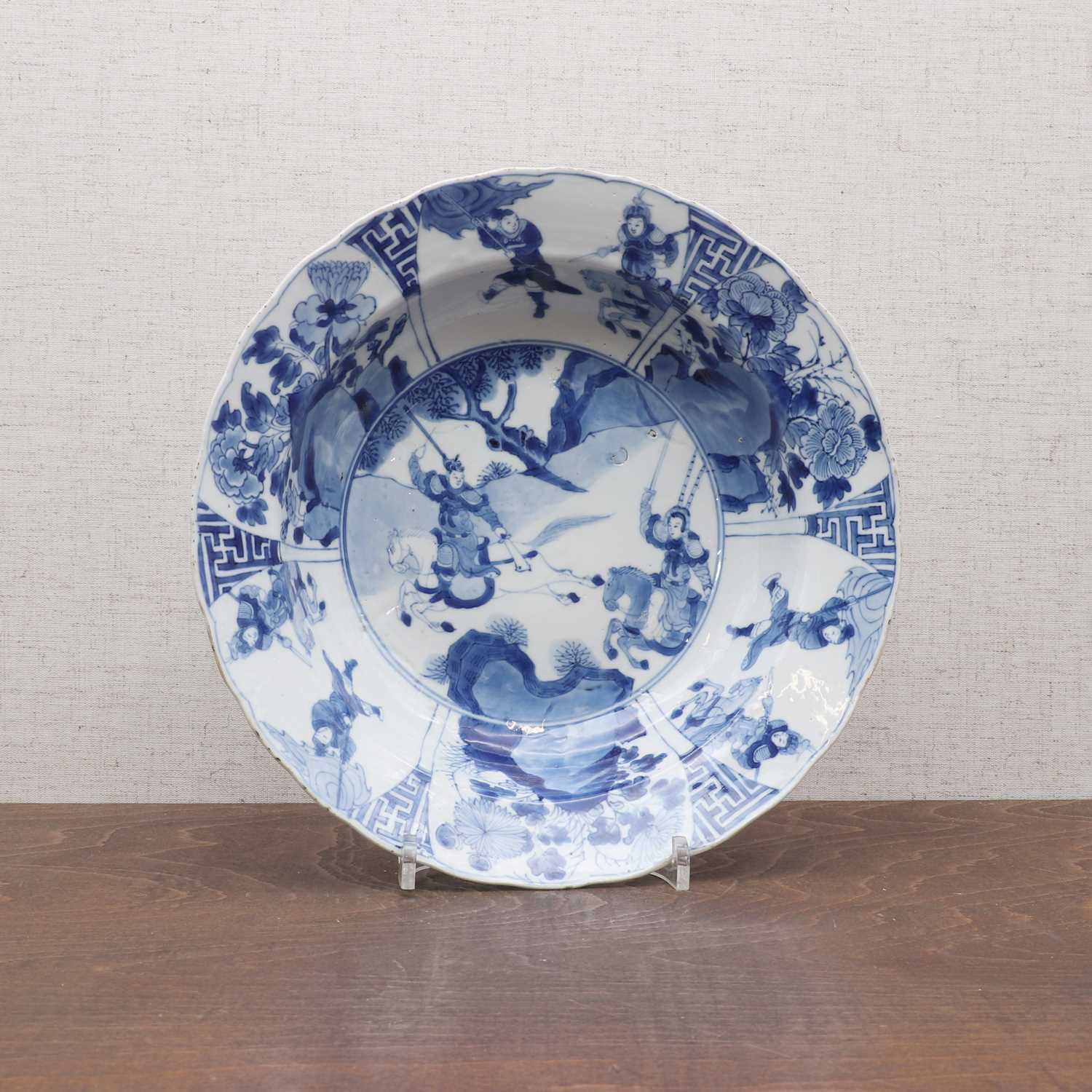 Lot 52 - A Chinese blue and white soup bowl